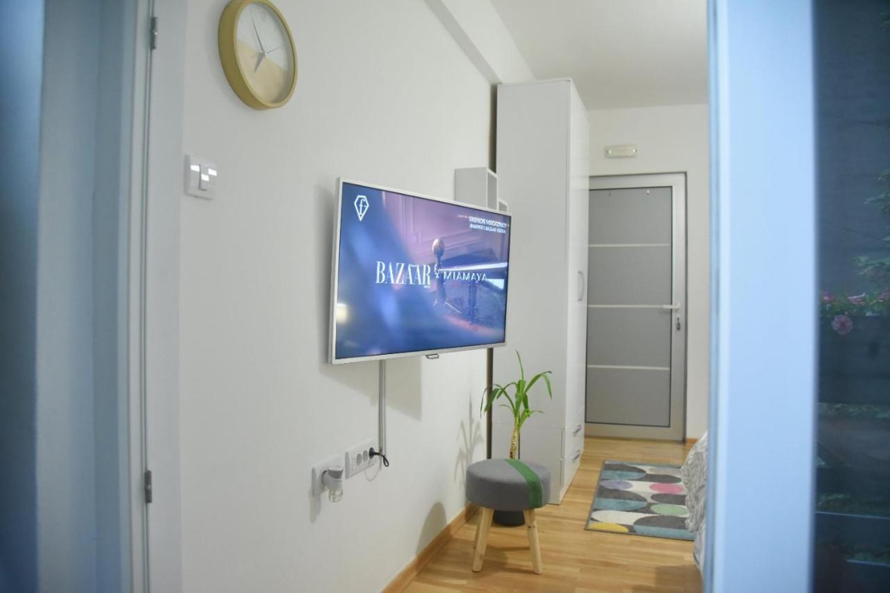 Dekart 2 Apartment Nis Bagian luar foto